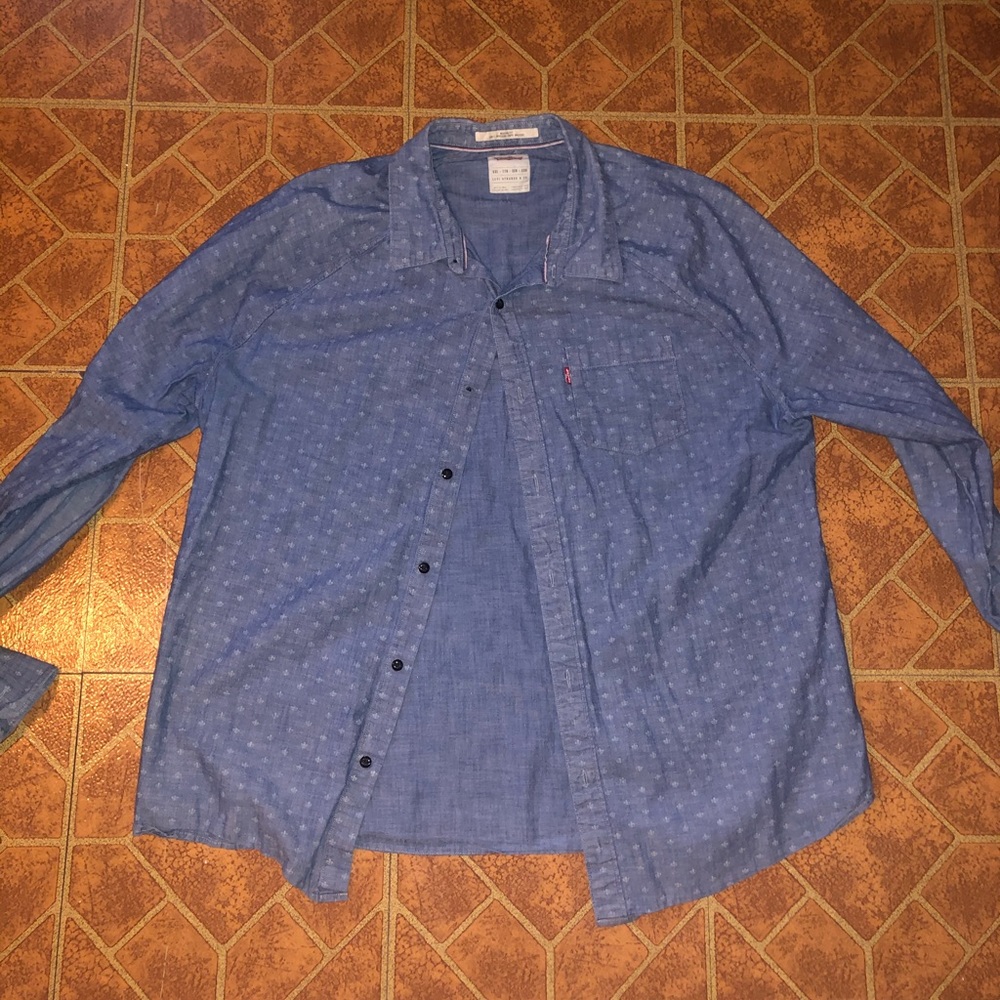 Vintage Levi’s denim button up
